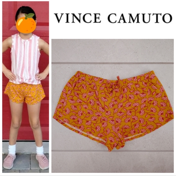 Floral Shorts - Picture 1 of 4